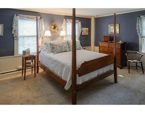 7 Nicholson St, Marblehead, MA 01945 photo 14