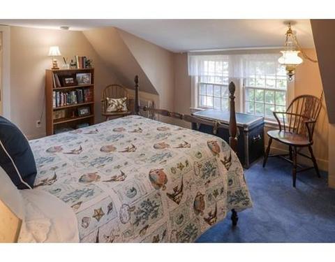 7 Nicholson St, Marblehead, MA 01945 photo 19