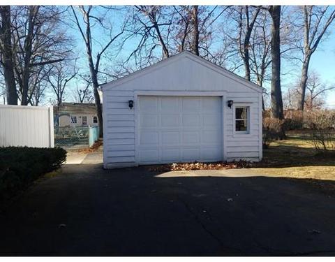 64 May St, Chicopee, MA 01020 photo 4