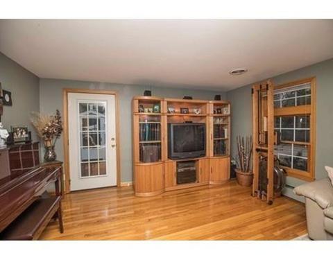 11 Hampton Rd, Sharon, MA 02067 photo 6