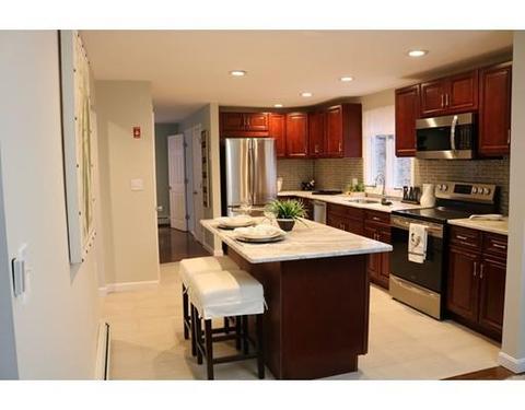 230 North St, Upton, MA 01568 photo 7