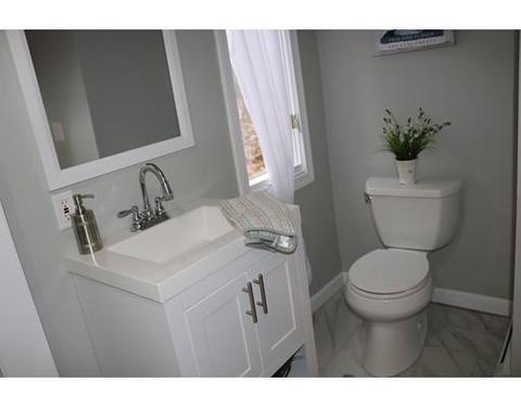 230 North St, Upton, MA 01568 photo 12