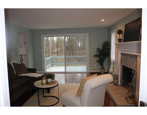 230 North St, Upton, MA 01568 photo 5