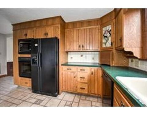 60 Taft Ave, Mendon, MA 01756 photo 10