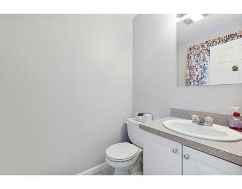 465 Grove St, Reading, MA 01867 photo 8