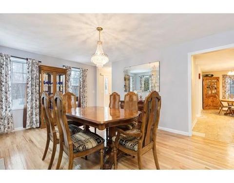 465 Grove St, Reading, MA 01867 photo 4