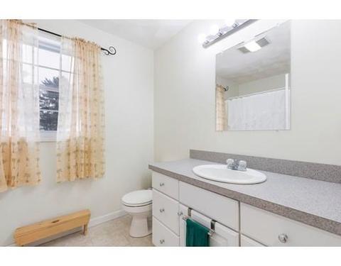 465 Grove St, Reading, MA 01867 photo 12