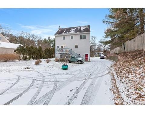 465 Grove St, Reading, MA 01867 photo 24