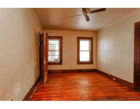 42 Whitcomb St, Webster, MA 01570 photo 11
