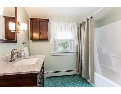 8 Elm Ct, Maynard, MA 01754 photo 15