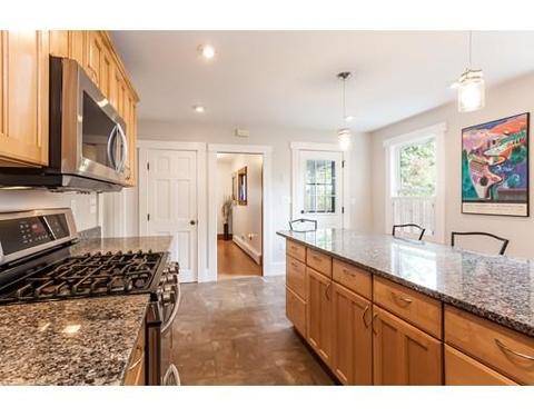 8 Elm Ct, Maynard, MA 01754 photo 11