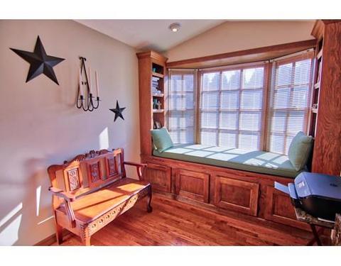 126 Arcadia Blvd, Springfield, MA 01118 photo 9