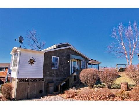 126 Arcadia Blvd, Springfield, MA 01118 photo 3
