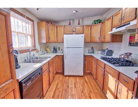 126 Arcadia Blvd, Springfield, MA 01118 photo 10