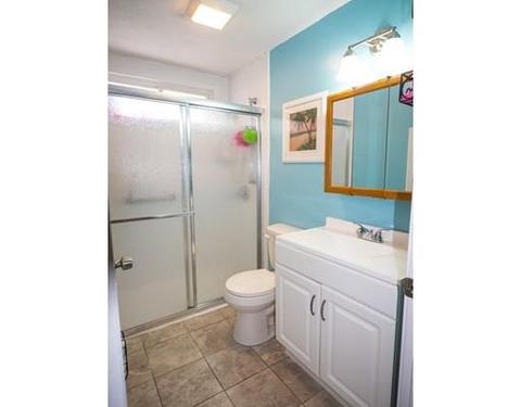 17 Shirley Rd, Springfield, MA 01109 photo 4