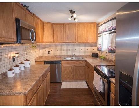 17 Shirley Rd, Springfield, MA 01109 photo 3