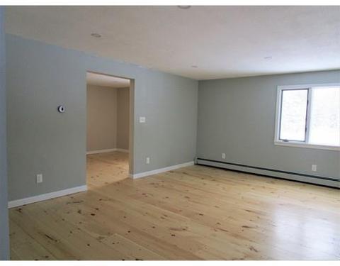 65 Mohawk St, Sharon, MA 02067 photo 5
