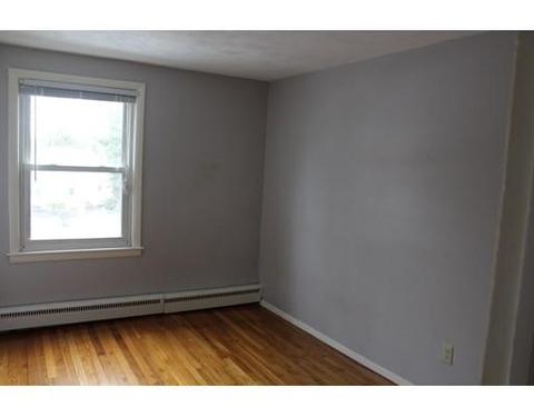 96 Kerry Dr, Springfield, MA 01118 photo 9