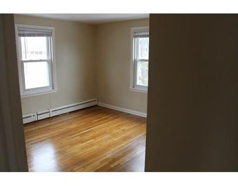 96 Kerry Dr, Springfield, MA 01118 photo 7