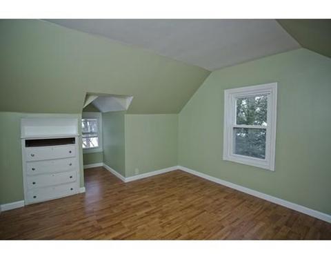 64 Surrey Rd, Springfield, MA 01118 photo 9