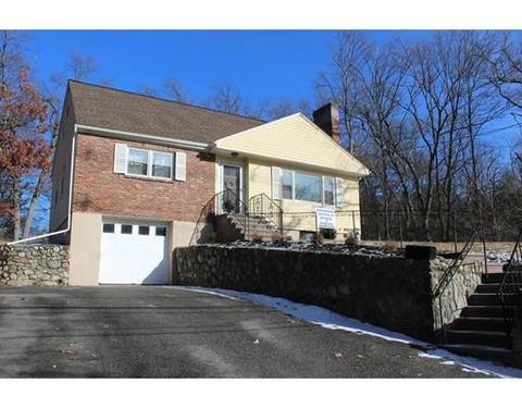 527 West St, Reading, MA 01867 photo 3