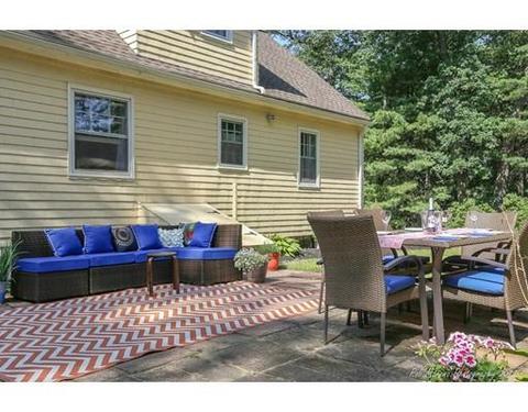 527 West St, Reading, MA 01867 photo 18