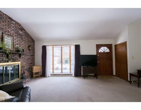 391 Freelove St, Fall River, MA 02720 photo 3