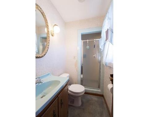 391 Freelove St, Fall River, MA 02720 photo 11