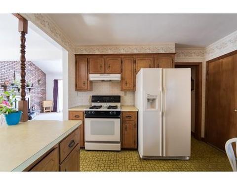 391 Freelove St, Fall River, MA 02720 photo 17