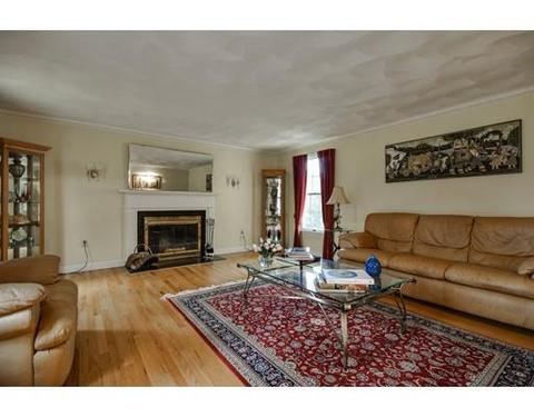 2 Old Meadow Rd, Dover, MA 02030 photo 2