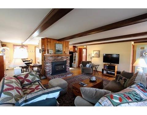 11 Walley Ct, Barnstable, MA 02601 photo 3