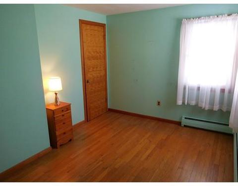 130 Shepherd St, Chicopee, MA 01013 photo 15