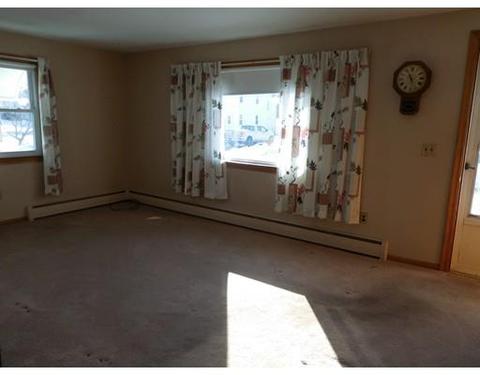 130 Shepherd St, Chicopee, MA 01013 photo 5