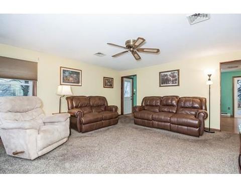 250 Casey Dr, Chicopee, MA 01020 photo 4