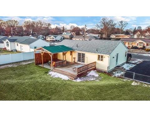 250 Casey Dr, Chicopee, MA 01020 photo 2