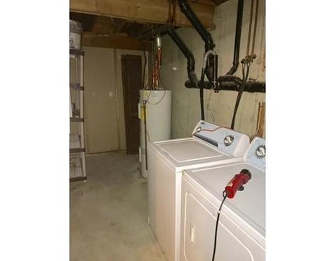137 Muzzy St, Chicopee, MA 01020 photo 11