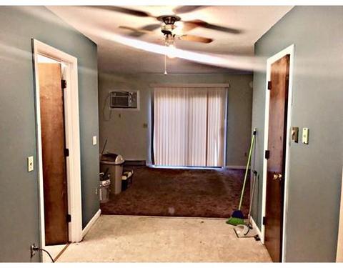 137 Muzzy St, Chicopee, MA 01020 photo 6