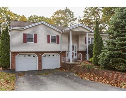 26 Pitman Dr, Reading, MA 01867 photo 2