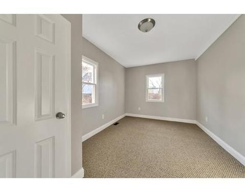 60 E Bay Path Ter, Springfield, MA 01109 photo 11