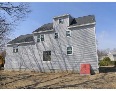 25 Libby Ave, Reading, MA 01867 photo 2