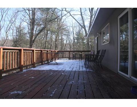 58 East St, Upton, MA 01568 photo 7