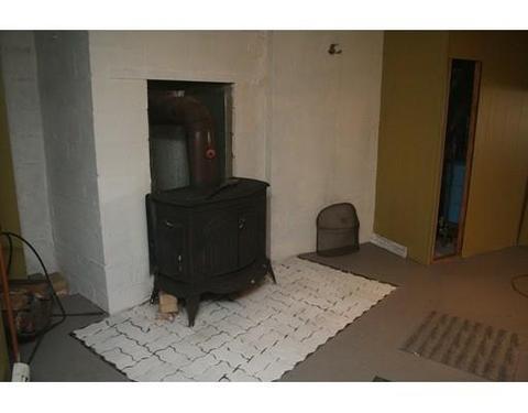 58 East St, Upton, MA 01568 photo 9