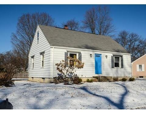 862 Grayson Dr, Springfield, MA 01119 photo 3