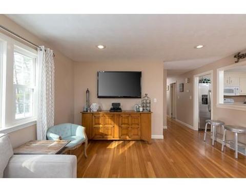 71 Deborah Rd, Hanover, MA 02339 photo 5