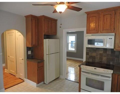 17 Ellsworth Ave, Springfield, MA 01118 photo 7