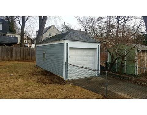 17 Ellsworth Ave, Springfield, MA 01118 photo 5