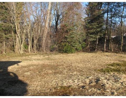 1069 Parker St, Springfield, MA 01129 photo 2