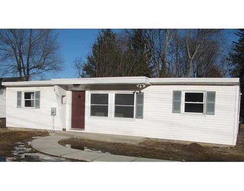 1069 Parker St, Springfield, MA 01129 photo 1