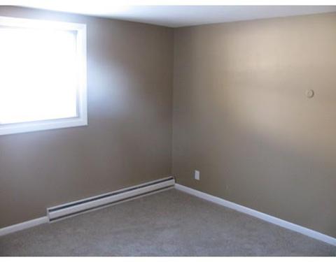 1069 Parker St, Springfield, MA 01129 photo 10