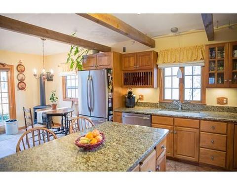 6 School St, Upton, MA 01568 photo 3